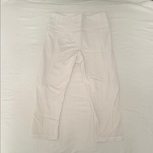 Lululemon White Cropped Leggings with Mesh Size 6